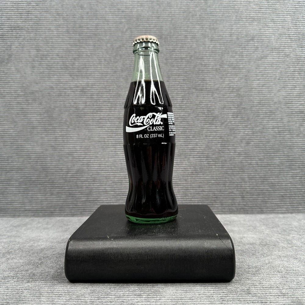 Vintage Coca-Cola Classic World Cup USA 94 Germany Glass Bottle 8oz Sealed